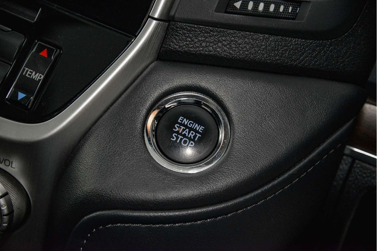 2017 Toyota Landcruiser VX VDJ200R