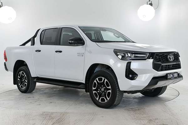 2024 Toyota Hilux SR5 48V GUN126R 4X4