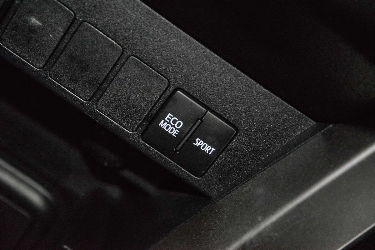 2018 Toyota RAV4 GXL ZSA42R