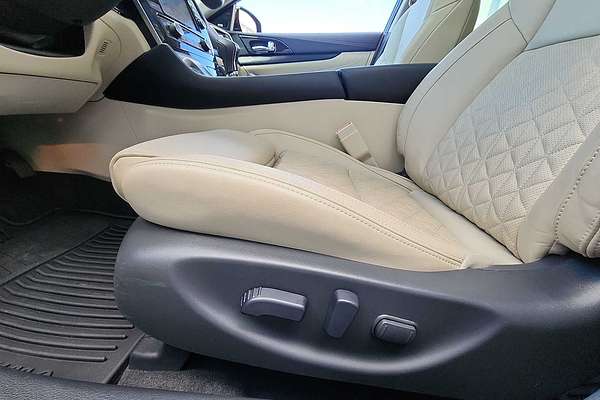 2022 Nissan Maxima Platinum
