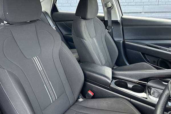 2024 Hyundai i30 Hybrid CN7.V2