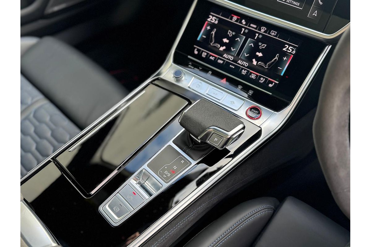 2023 Audi RS6 Performance C8