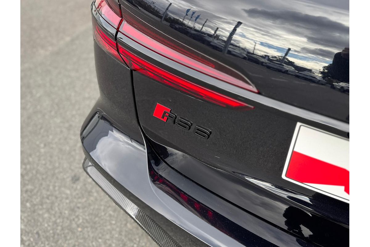 2023 Audi RS6 Performance C8