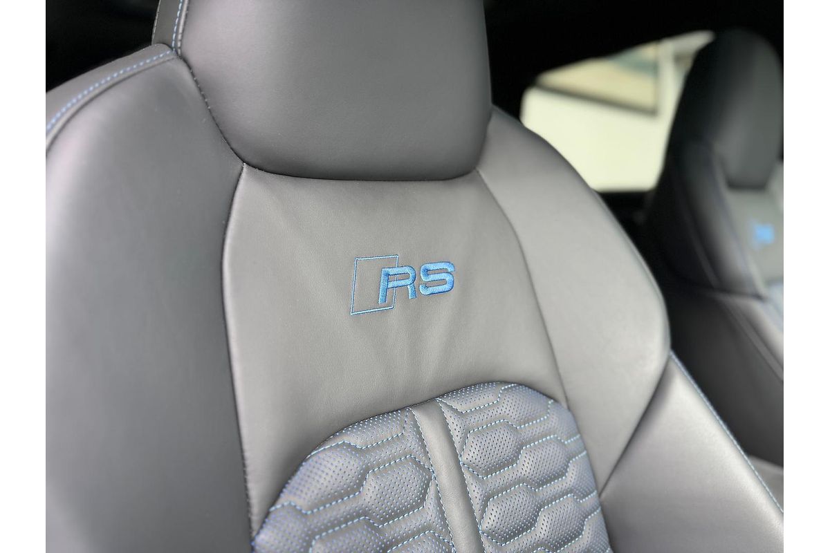 2023 Audi RS6 Performance C8