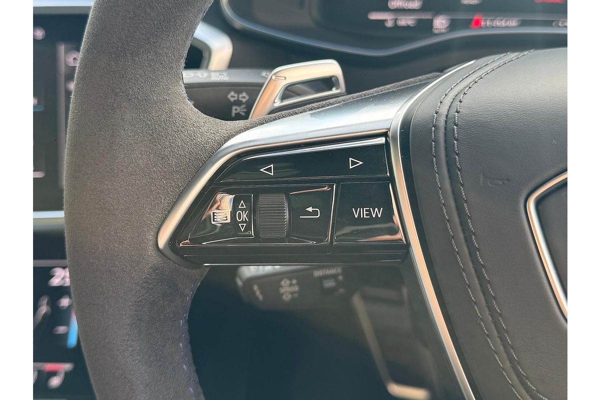 2023 Audi RS6 Performance C8