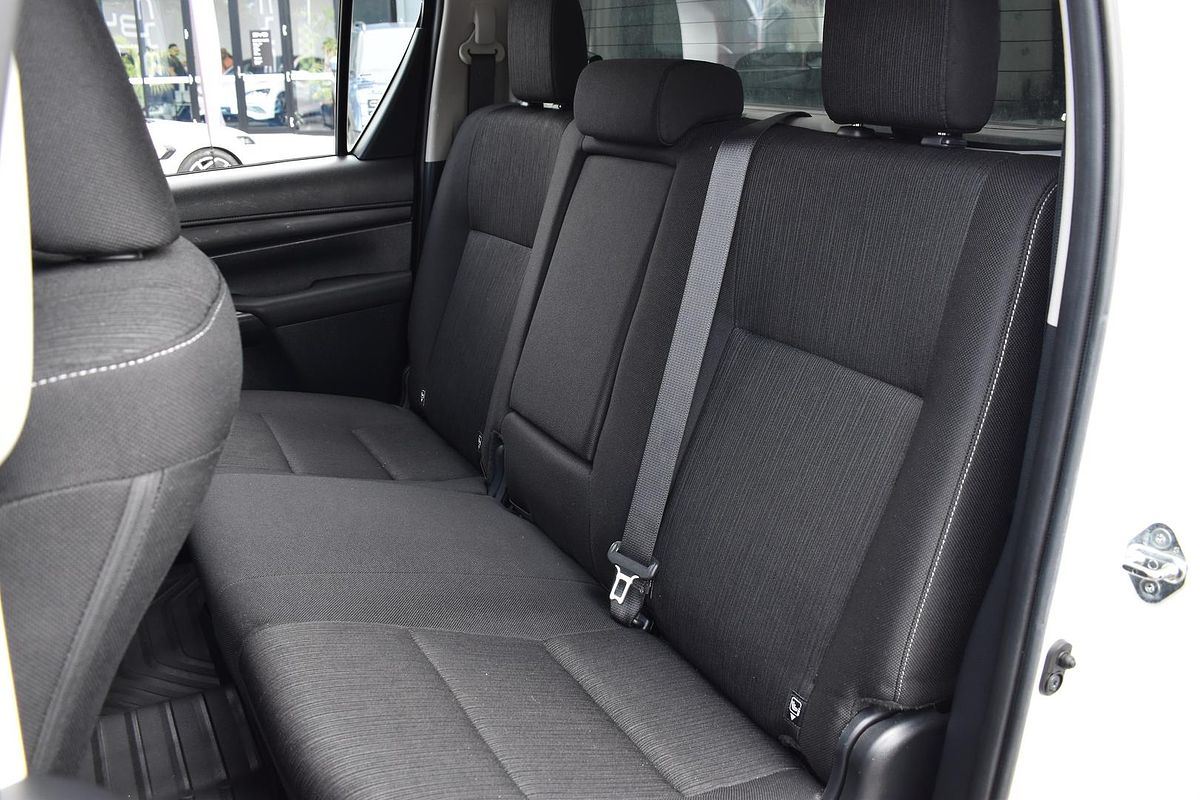 2019 Toyota Hilux SR GUN126R 4X4