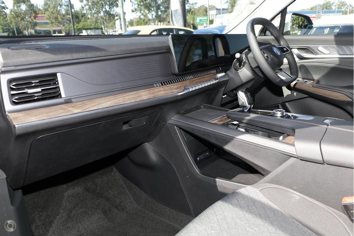 2025 MG QS Excite IS31