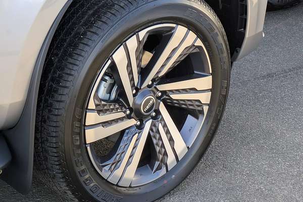2025 Isuzu MU-X LS-T