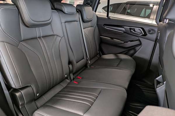 2025 Isuzu MU-X LS-T