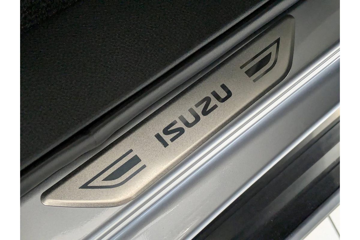 2025 Isuzu MU-X LS-T