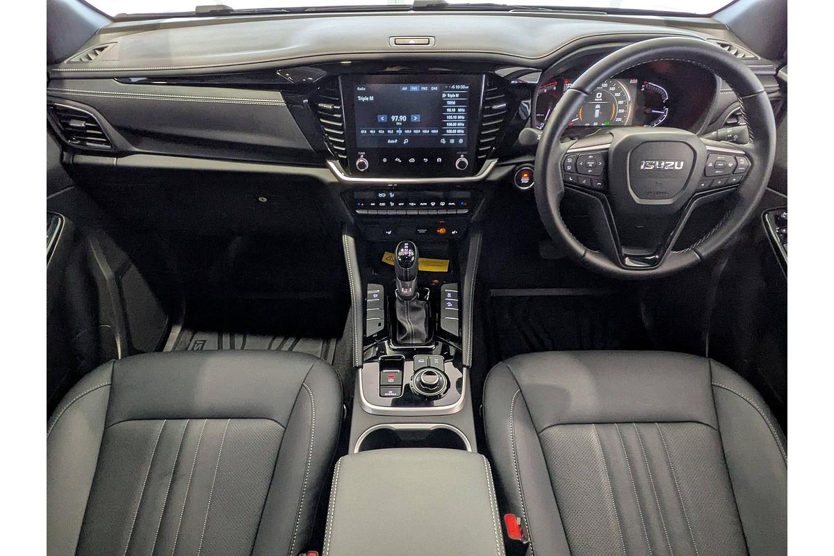2025 Isuzu MU-X LS-T