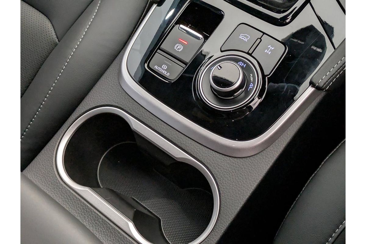2025 Isuzu MU-X LS-T