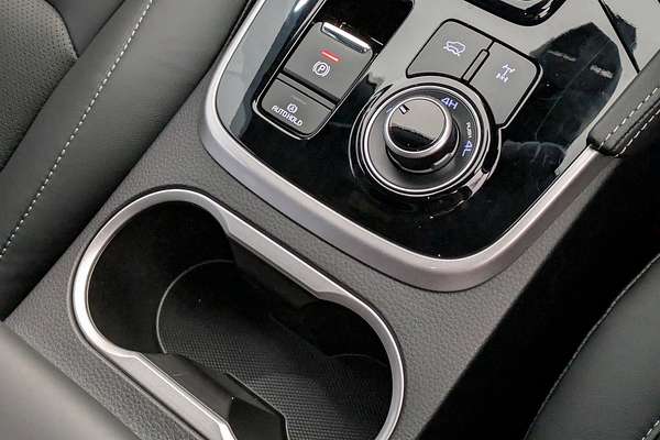 2025 Isuzu MU-X LS-T