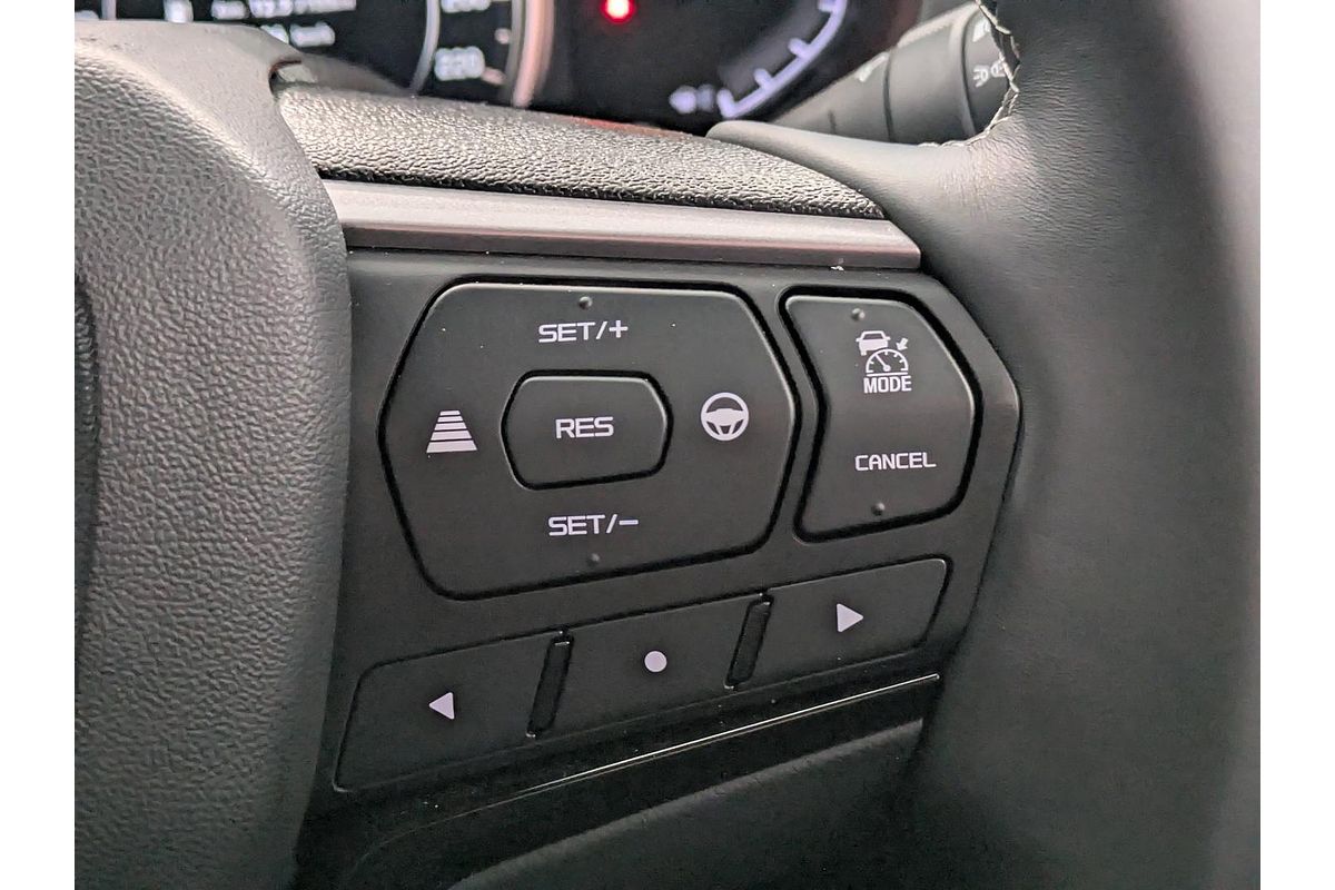 2025 Isuzu MU-X LS-T