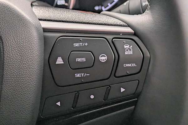 2025 Isuzu MU-X LS-T