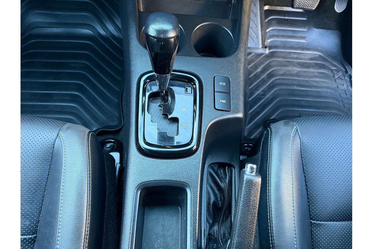 2021 Toyota Hilux Rugged X GUN126R 4X4