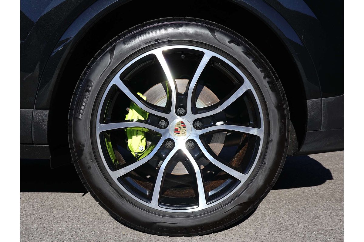 2023 Porsche Cayenne E-Hybrid 9YA II