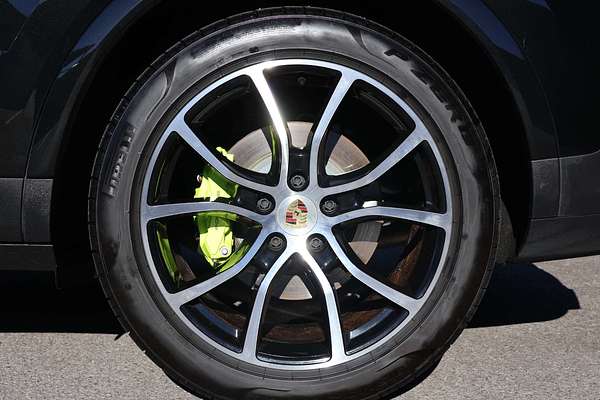 2023 Porsche Cayenne E-Hybrid 9YA II