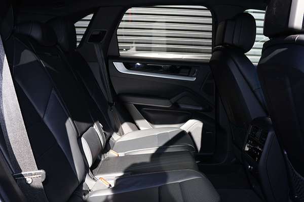 2023 Porsche Cayenne E-Hybrid 9YA II