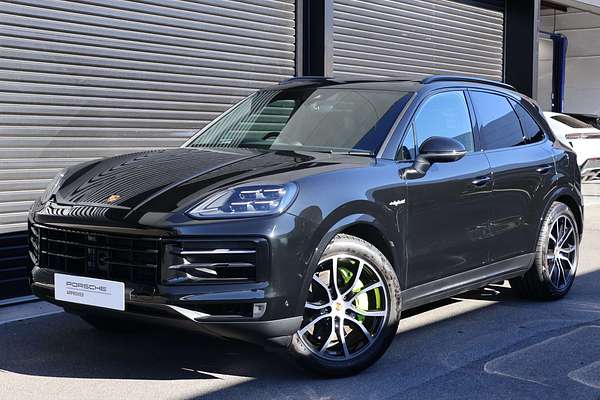 2023 Porsche Cayenne E-Hybrid 9YA II