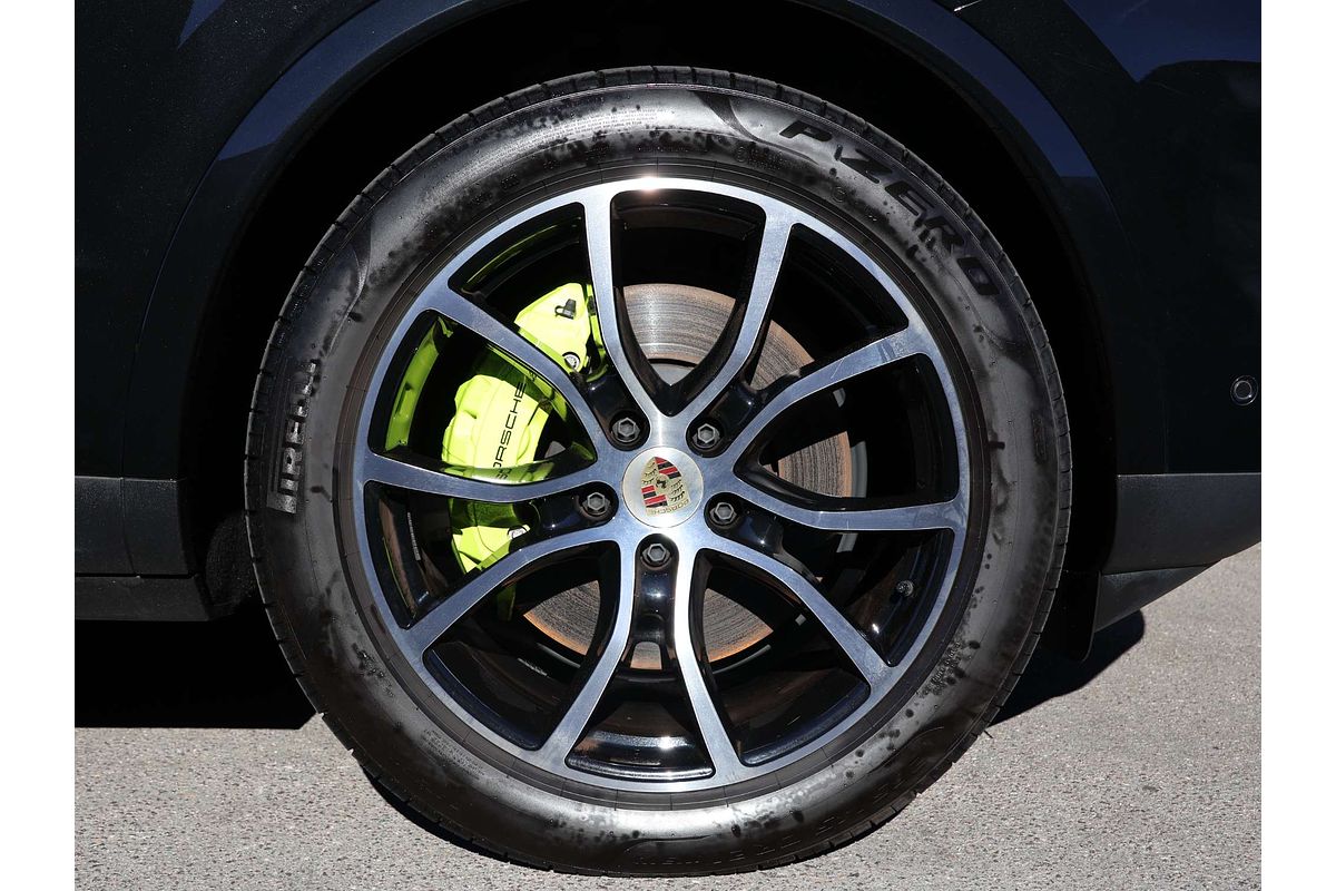 2023 Porsche Cayenne E-Hybrid 9YA II