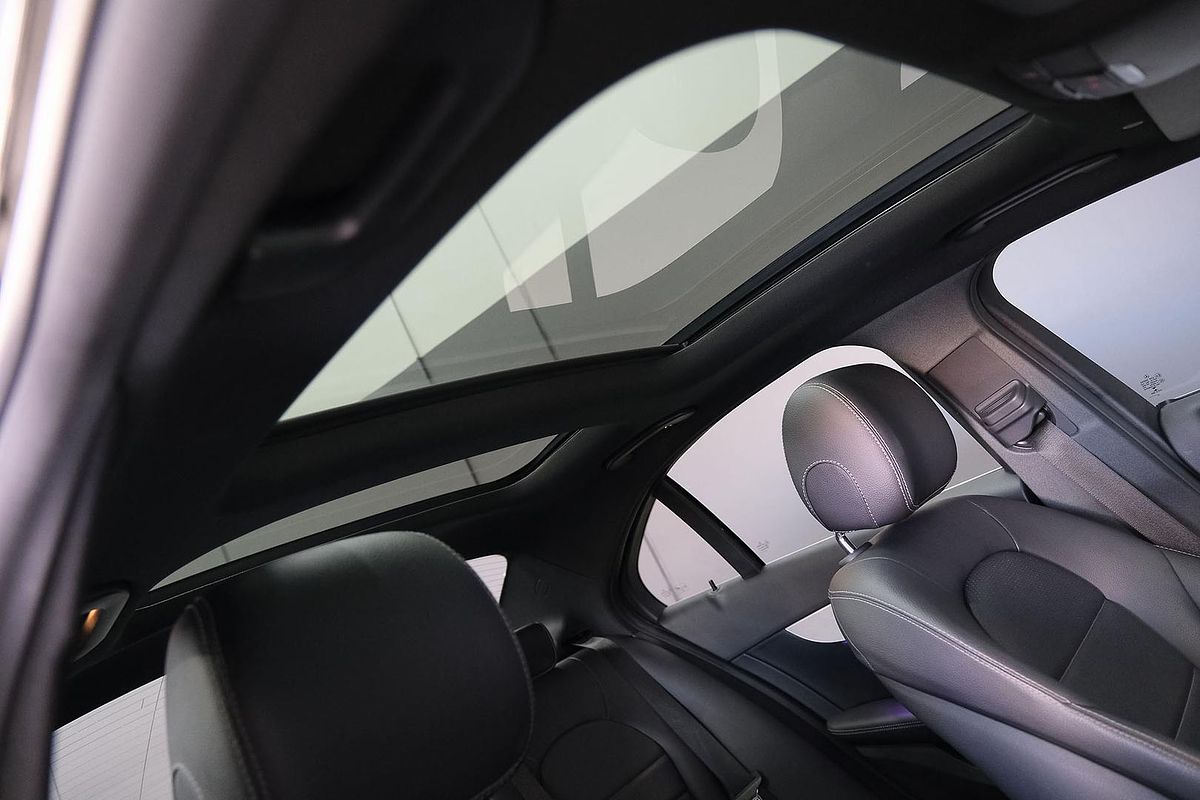 2020 Mercedes-Benz C-Class C200 W205