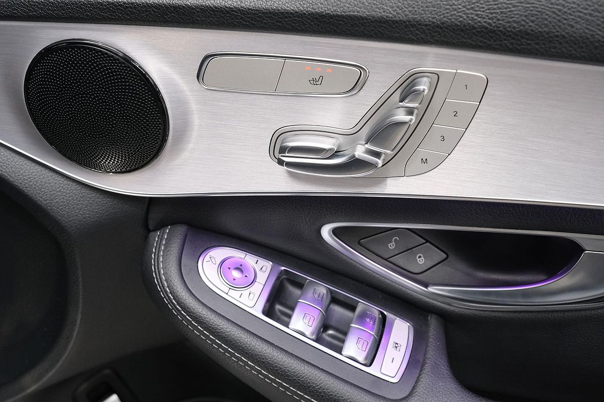 2020 Mercedes-Benz C-Class C200 W205
