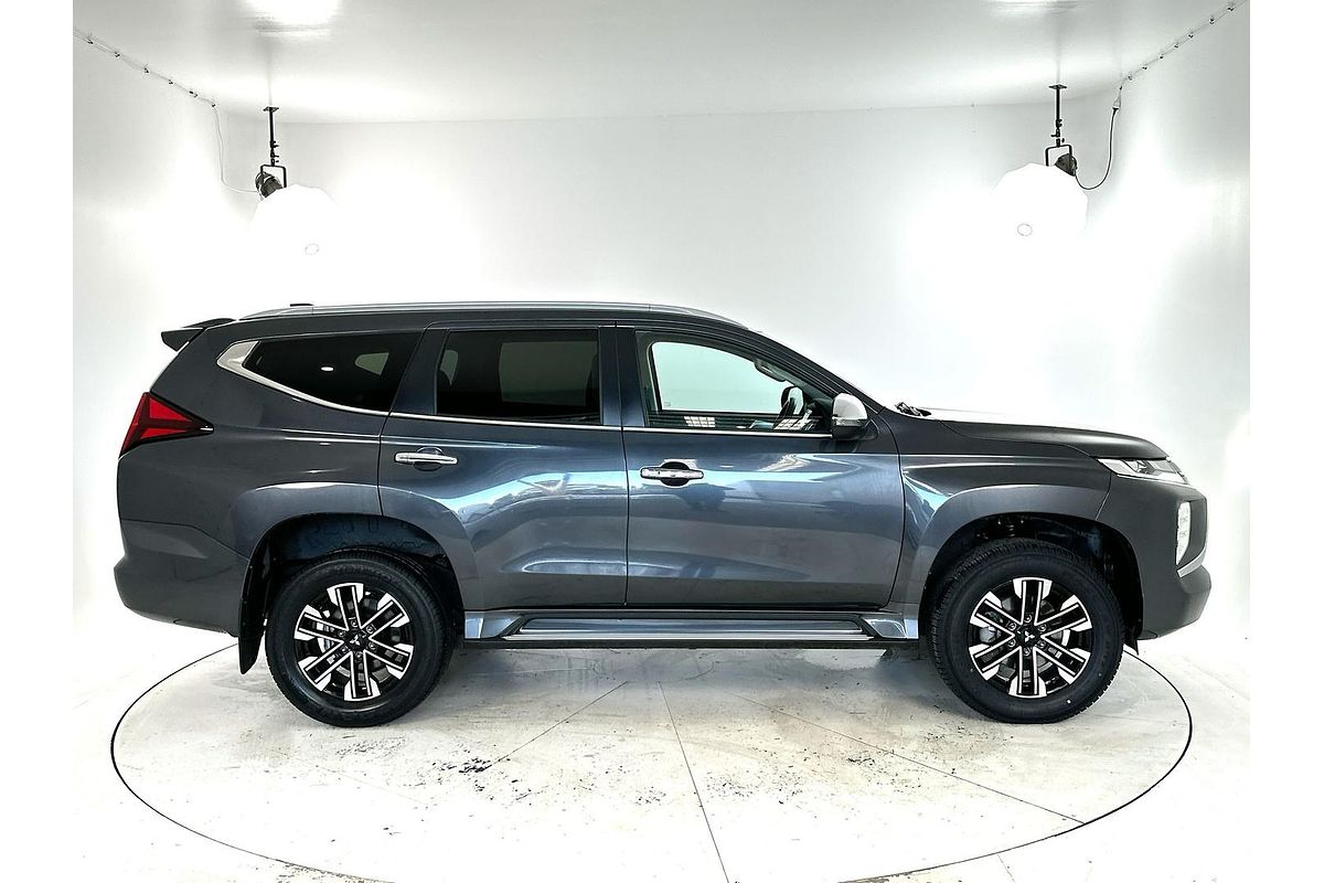 2022 Mitsubishi Pajero Sport GLS QF