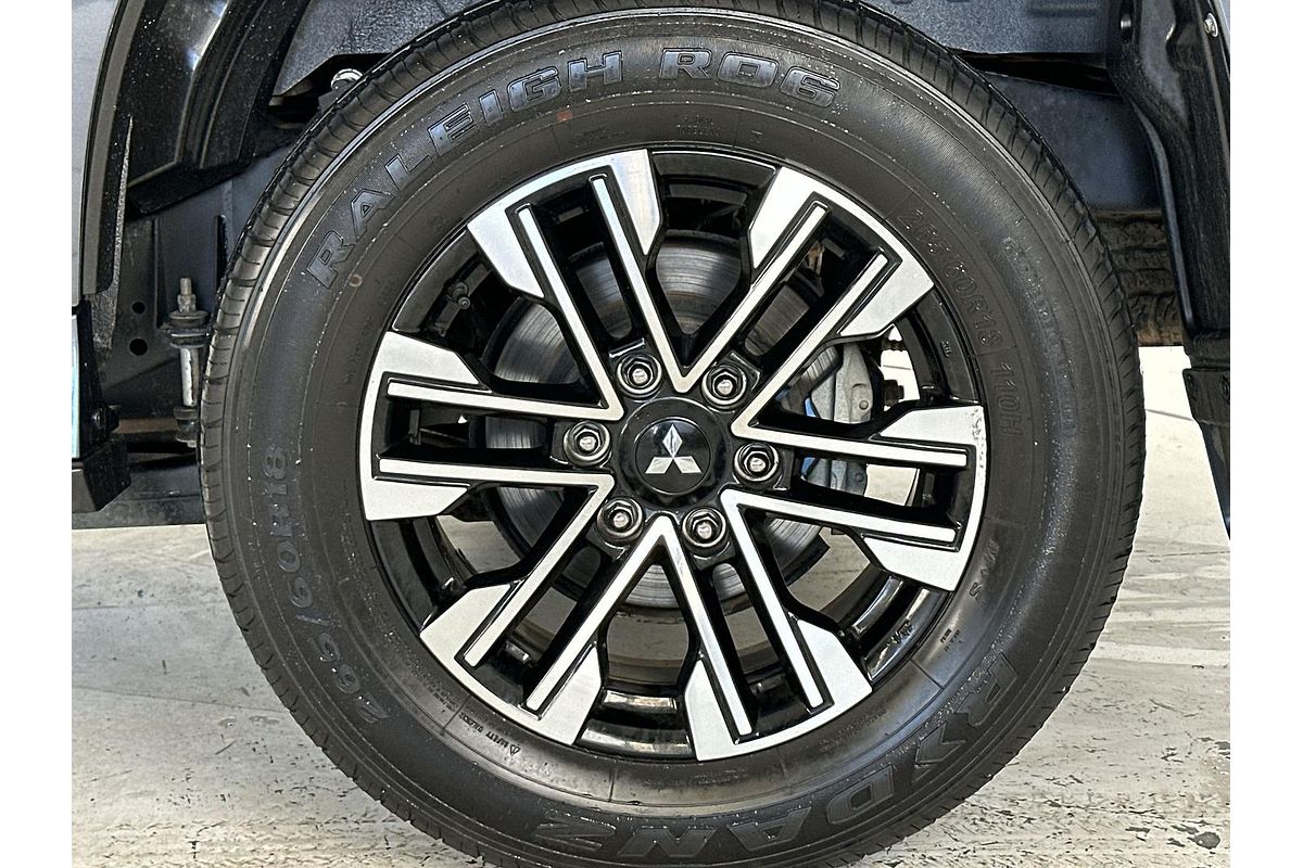 2022 Mitsubishi Pajero Sport GLS QF