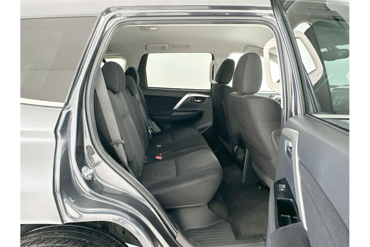 2022 Mitsubishi Pajero Sport GLS QF