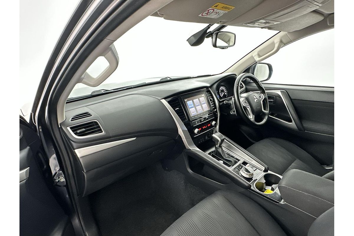 2022 Mitsubishi Pajero Sport GLS QF