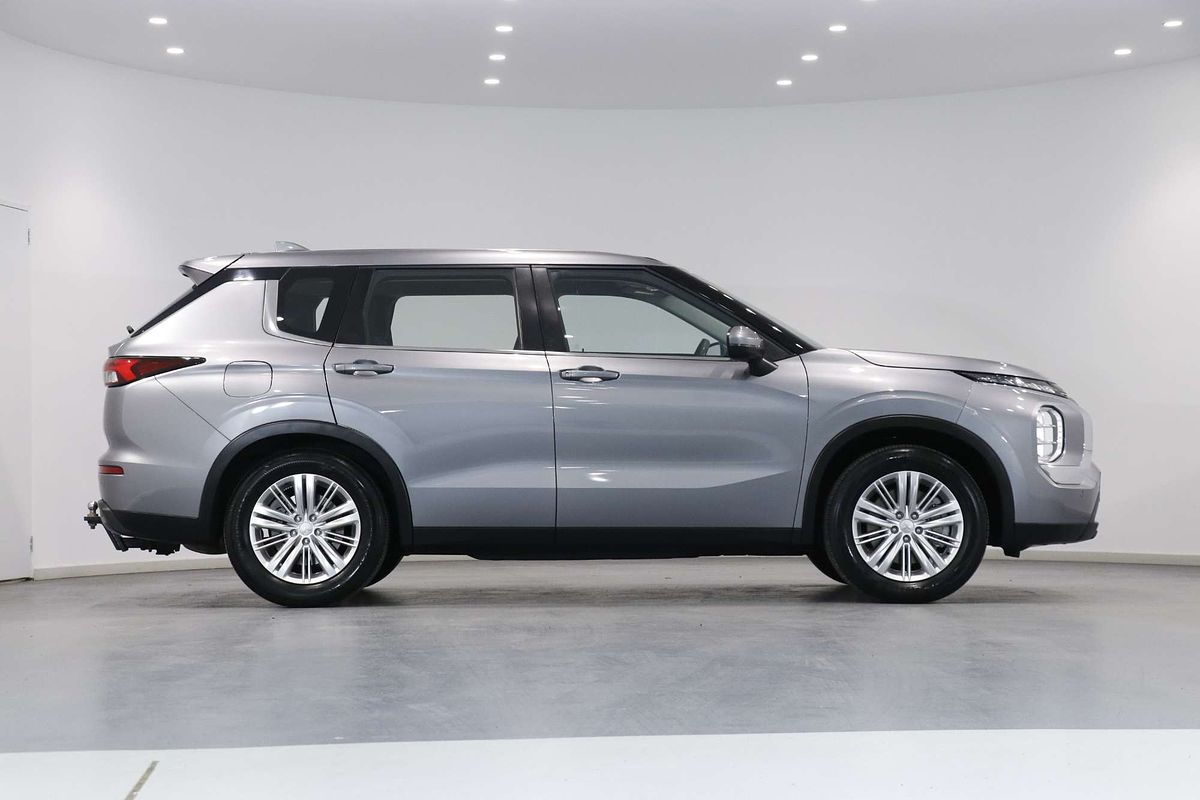 2021 Mitsubishi Outlander LS ZM