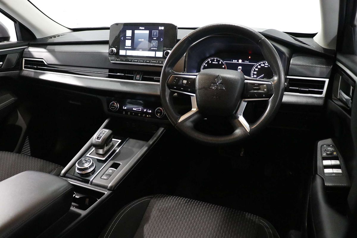 2021 Mitsubishi Outlander LS ZM