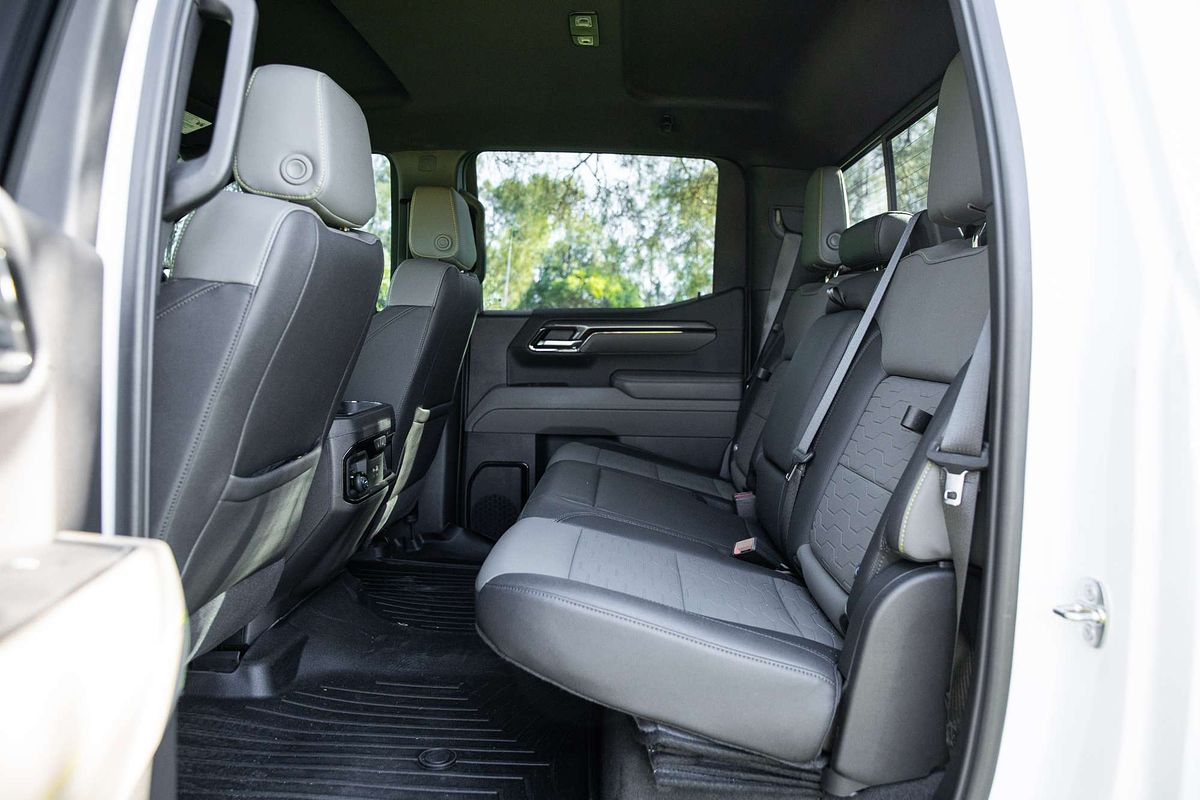2024 Chevrolet Silverado 1500 ZR2 W/Tech Pack T1 4X4