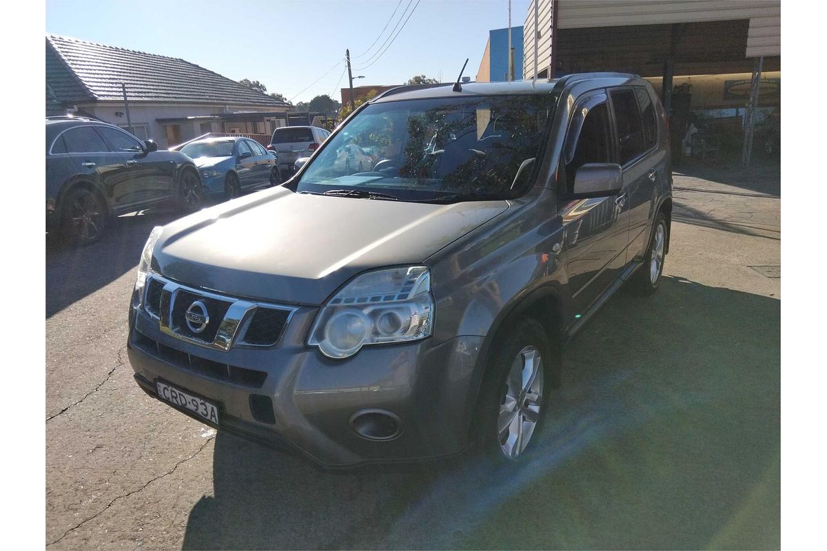 2013 Nissan X-TRAIL ST T31