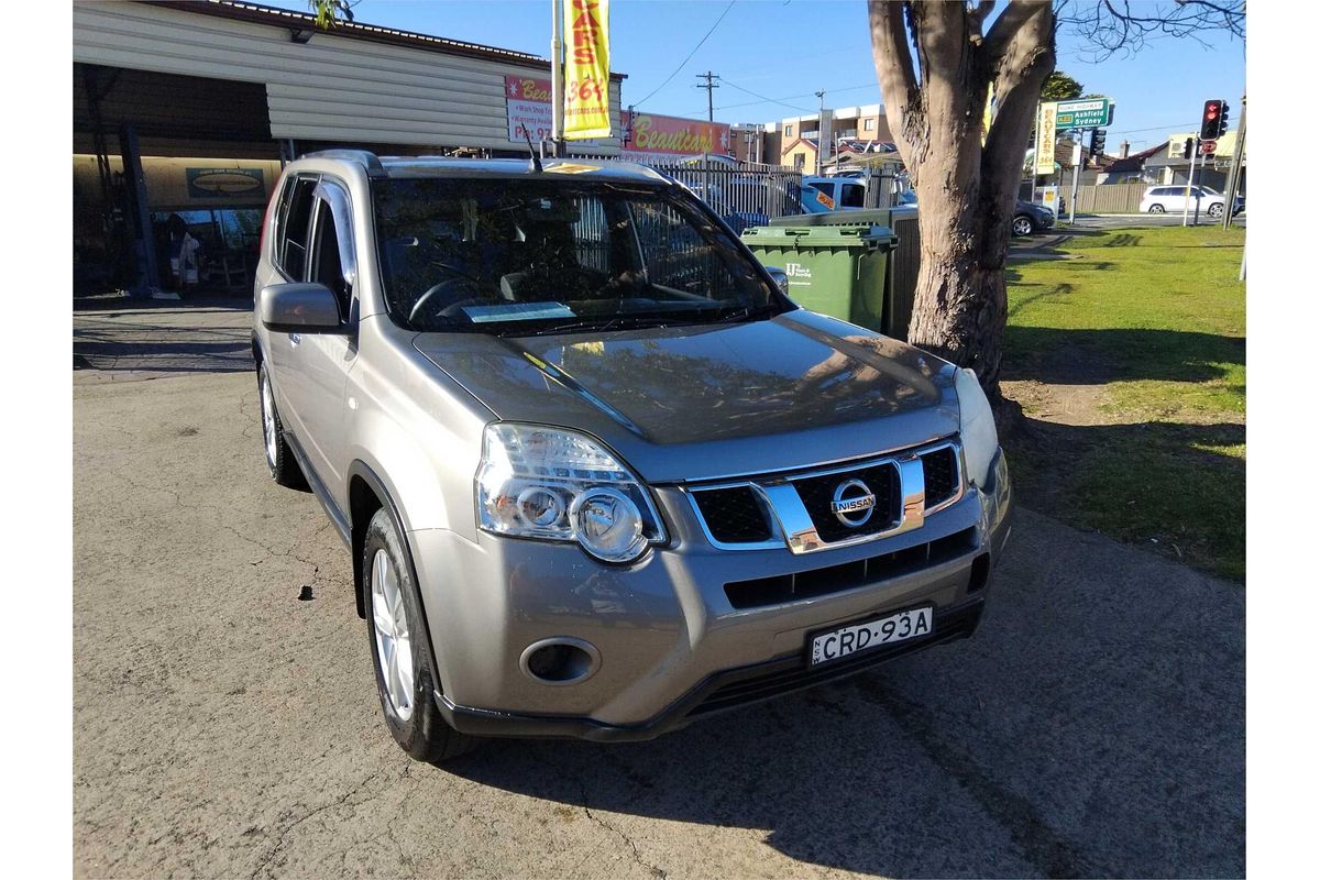 2013 Nissan X-TRAIL ST T31