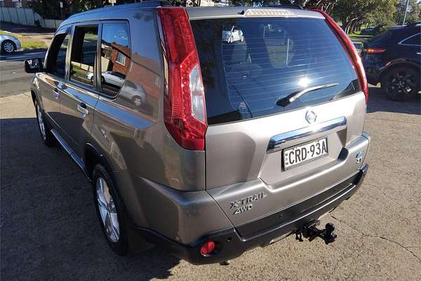 2013 Nissan X-TRAIL ST T31