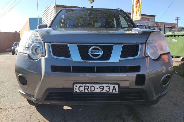 2013 Nissan X-TRAIL ST T31