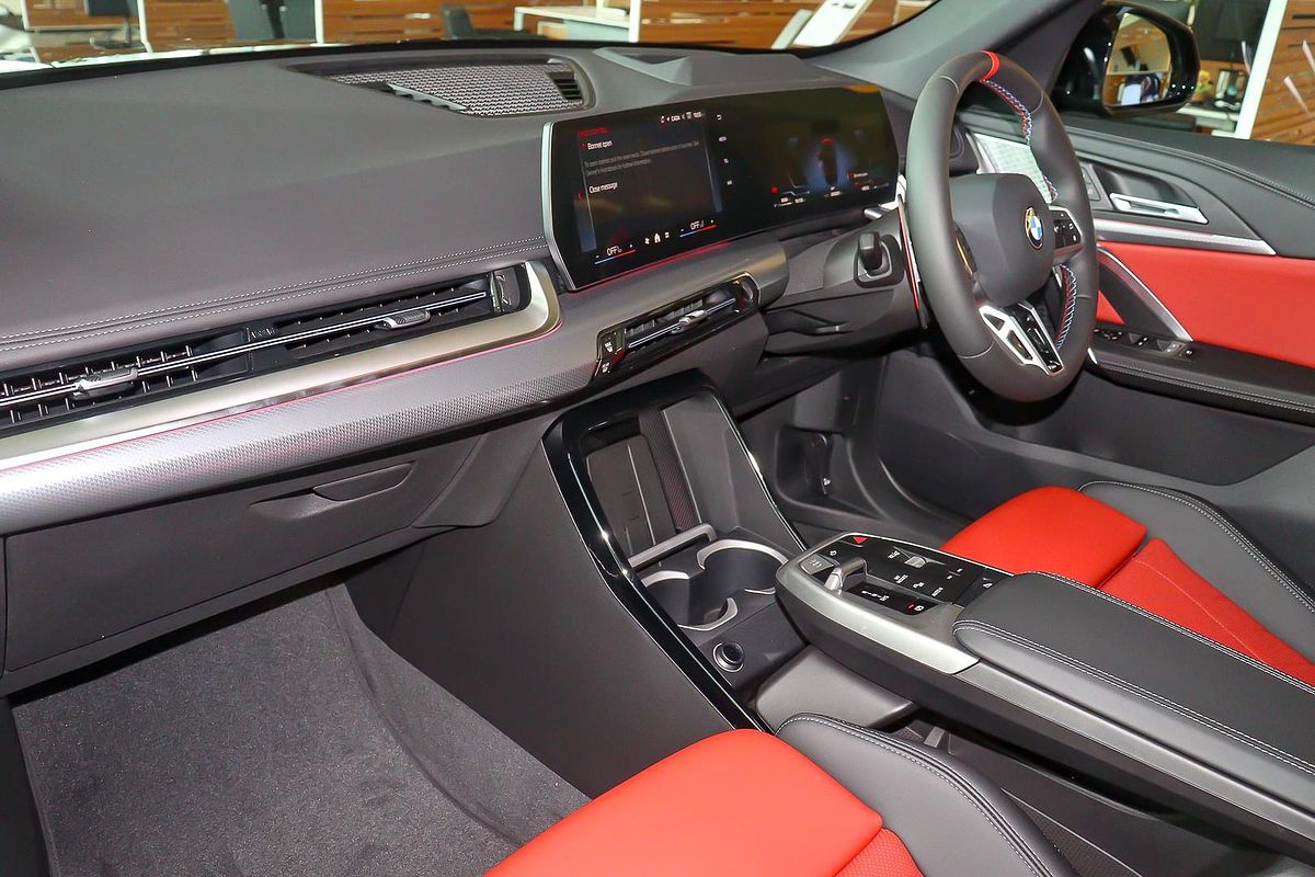 2025 BMW X1 M35i xDrive U11