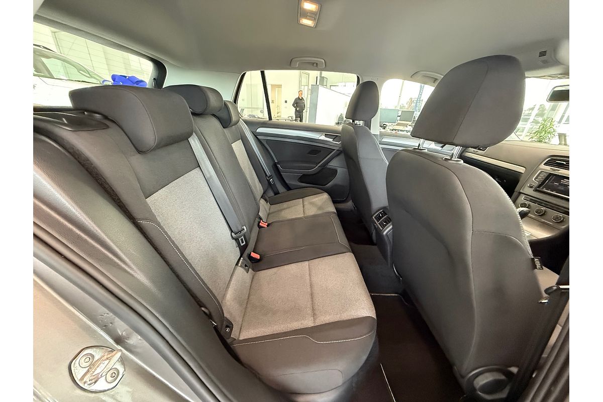 2015 Volkswagen Golf 90TSI 7
