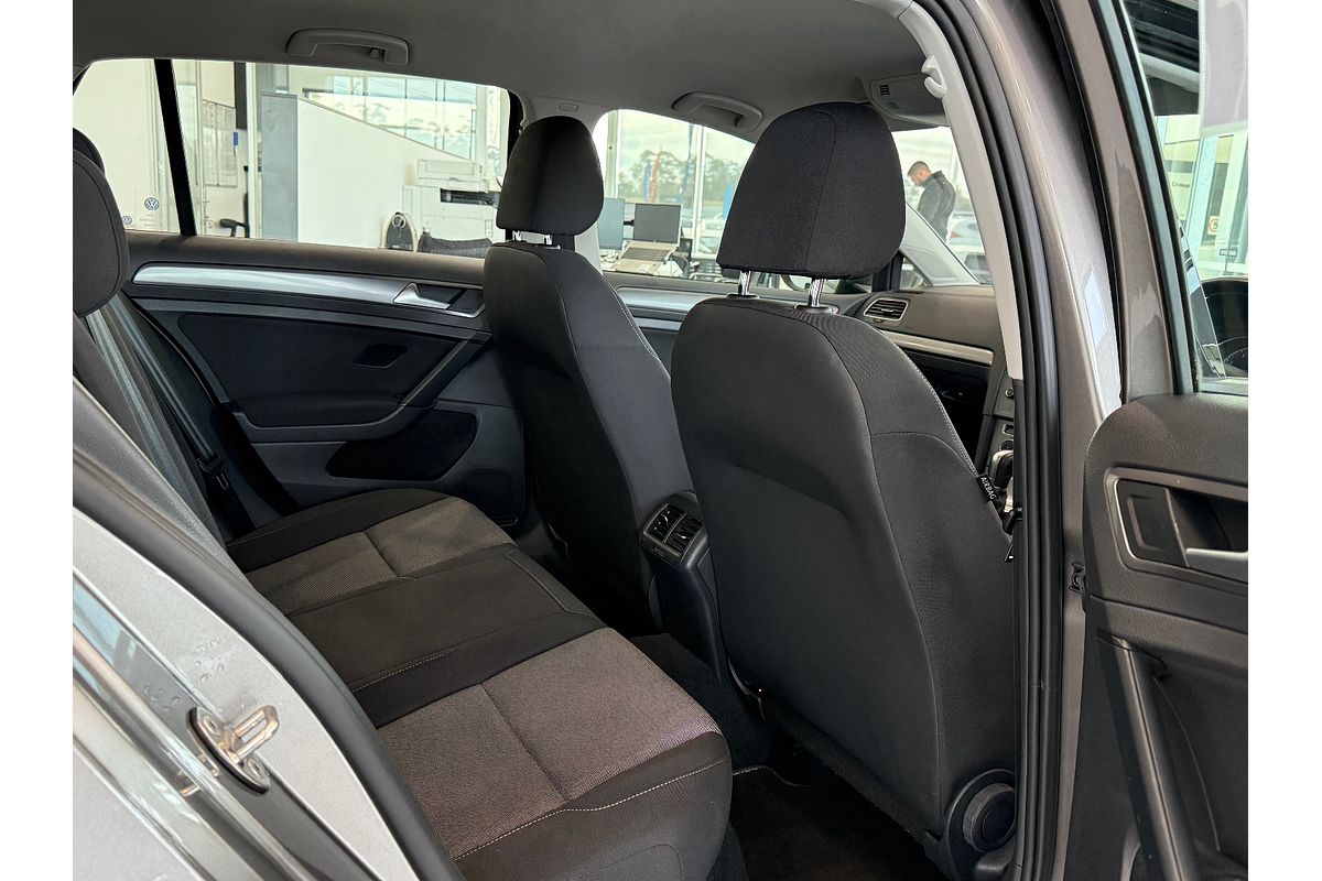 2015 Volkswagen Golf 90TSI 7