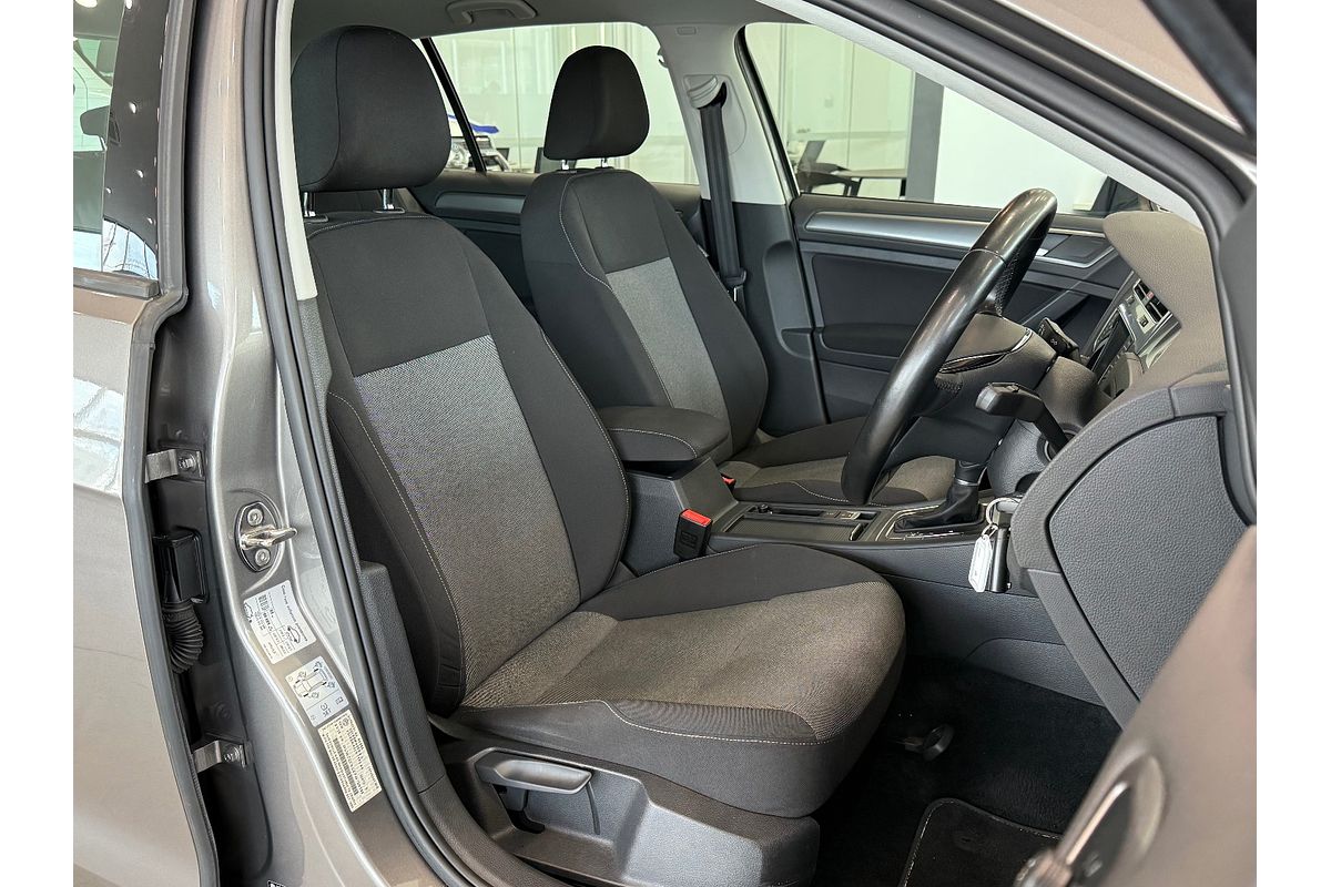 2015 Volkswagen Golf 90TSI 7