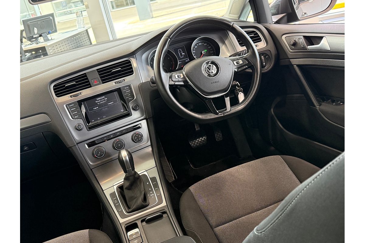 2015 Volkswagen Golf 90TSI 7