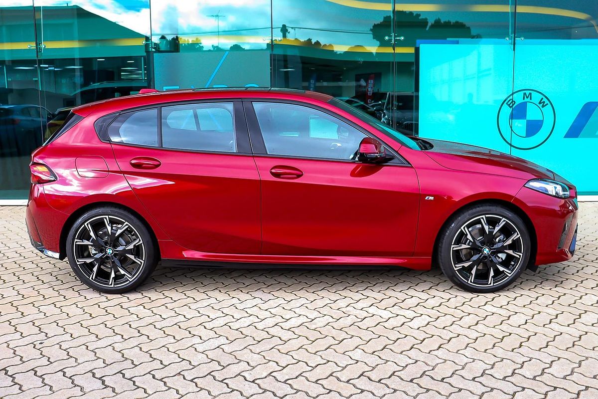 2025 BMW 1 Series 118 M Sport F70