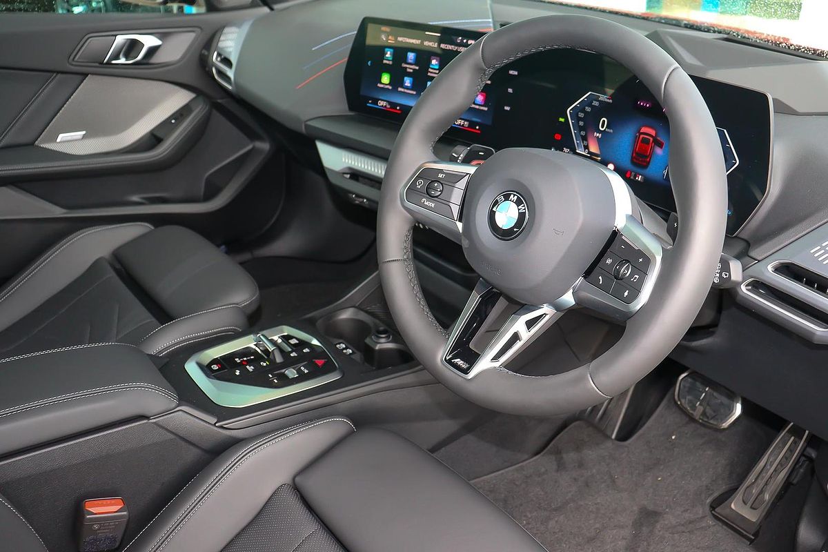 2025 BMW 1 Series 118 M Sport F70