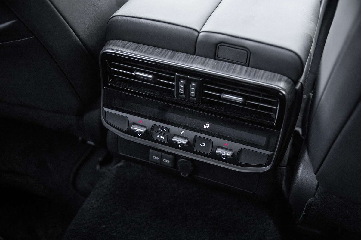 2022 Toyota Landcruiser VX FJA300R