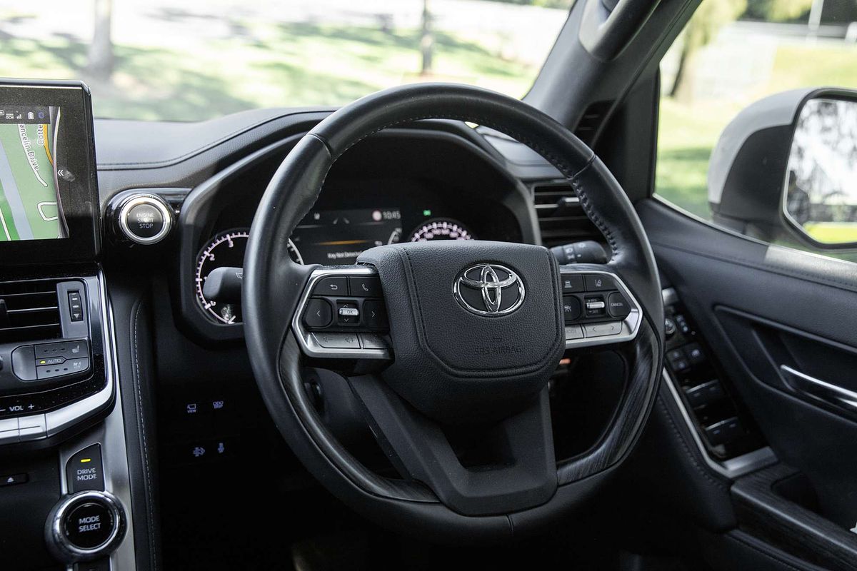 2022 Toyota Landcruiser VX FJA300R