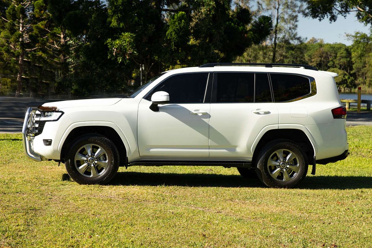2022 Toyota Landcruiser VX FJA300R