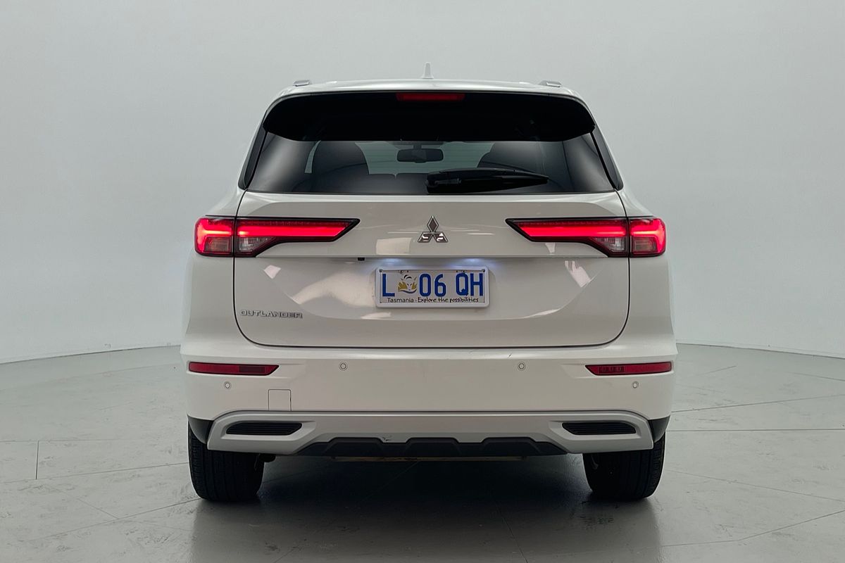 2023 Mitsubishi Outlander LS ZM