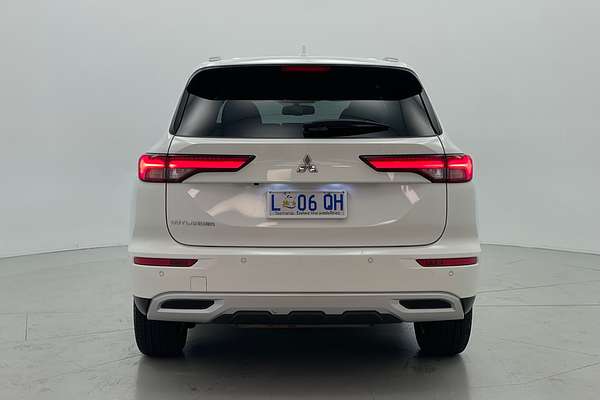 2023 Mitsubishi Outlander LS ZM